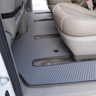 Коврики на KIA Carnival III 9 мест и 11 мест 2014 - 2021 в Тольятти Коврики на KIA Carnival III 9 мест и 11 мест 2014 - 2021 в Тольятти