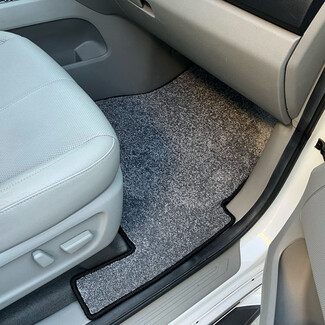 Коврики на KIA Carnival III 9 мест и 11 мест 2014 - 2021 в Тольятти Коврики на KIA Carnival III 9 мест и 11 мест 2014 - 2021 в Тольятти