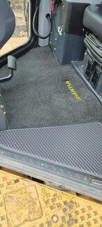 Ворсовые коврики на Спецтехника Бульдозер Shantui DH24B3 XL  в Тольятти