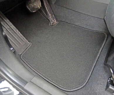 Ворсовые коврики на BMW 2 Gran Tourer (F46) 2015 - 2026 в Тольятти Ворсовые коврики на BMW 2 Gran Tourer (F46) 2015 - 2026 в Тольятти
