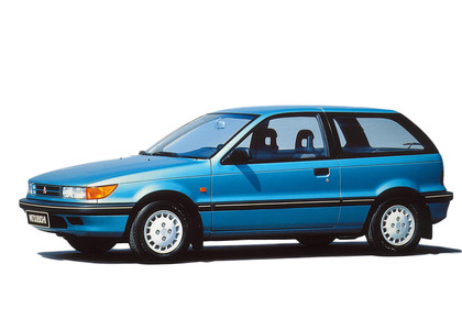 Коврики на Mitsubishi Colt III 1988 - 1992 в Тольятти