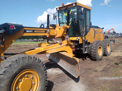 Коврики на Спецтехника Автогрейдер SANY STG230C 8 AWD  в Тольятти