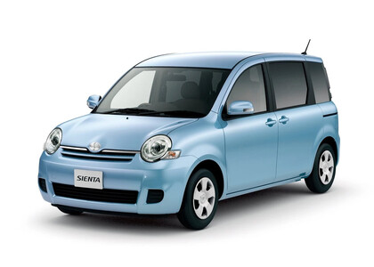 Коврики на Toyota Sienta I 2003 - 2015 в Тольятти