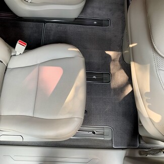 Коврики на KIA Carnival III 9 мест и 11 мест 2014 - 2021 в Тольятти Коврики на KIA Carnival III 9 мест и 11 мест 2014 - 2021 в Тольятти